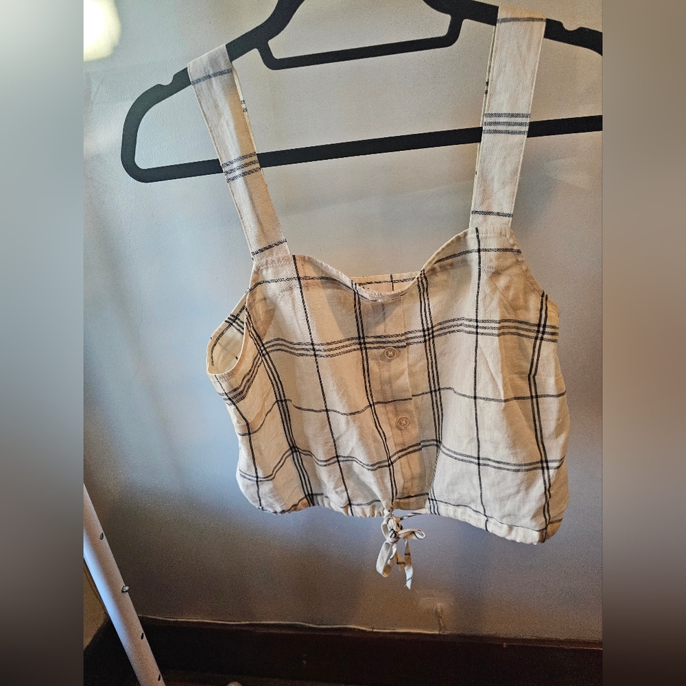 A New Day crop tank - size large - never worn